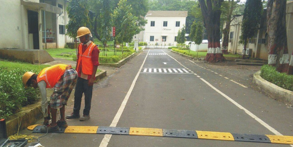 Delinetors- HIP Reflective 